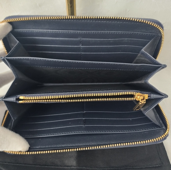 Auth LMTD Dolce&Gabbana Denim Zipper Wallet - Picture 5 of 9